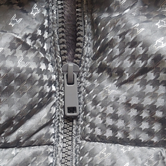 Yes Do Kid's Silver Puffer Type Jacket with Faux Fur Hood Sz 12 Y Fall Winter - Picture 4 of 12